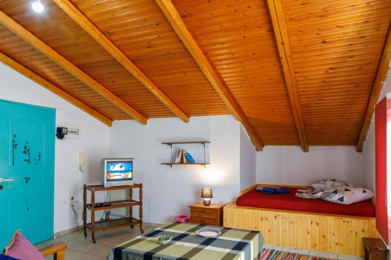 Ferienwohnung Ρήγας: Όμορφα Στο Μεσολόγγι. Δ2 Exterior foto